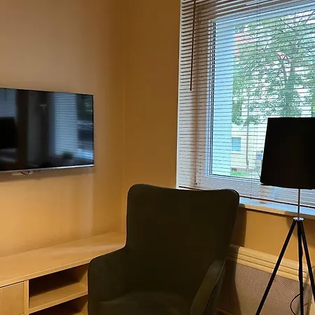 Przy Parku Centralnym 2 *